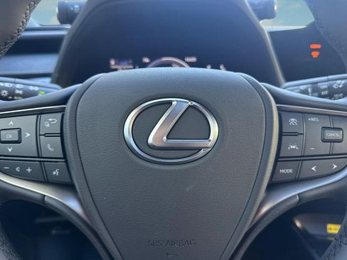 New 2026 Lexus UX 300h FWD image 16