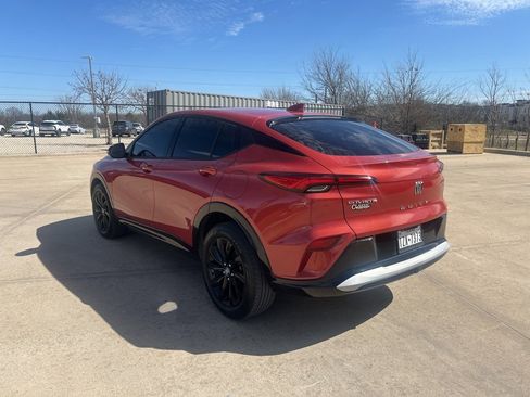 Used 2024 Buick Envista Sport Touring w/ Convenience I Package image 3