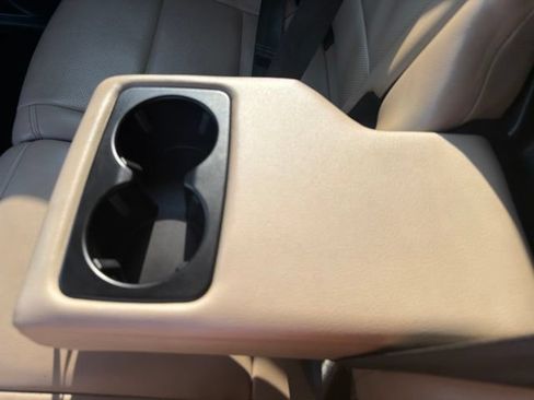 Used 2020 Ford Escape SEL FWD image 17