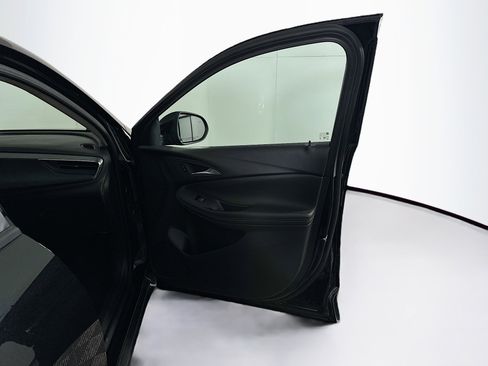 Used 2025 Buick Encore GX Preferred image 30