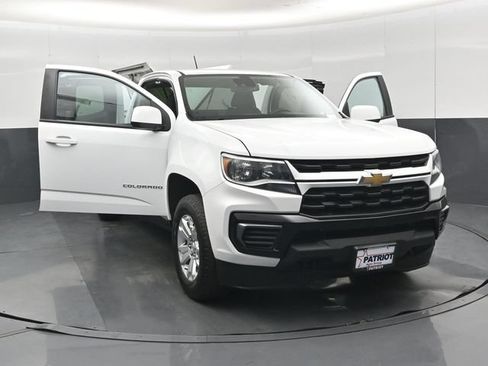 Used 2022 Chevrolet Colorado LT w/ Fleet Safety Package AWD/4WD image 59