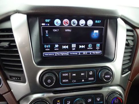Used 2019 Chevrolet Tahoe Premier AWD/4WD image 16