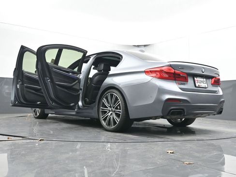 Used 2018 BMW M550i xDrive image 52