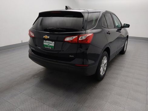 Used 2020 Chevrolet Equinox LS w/ LPO, Cargo Package AWD/4WD image 7