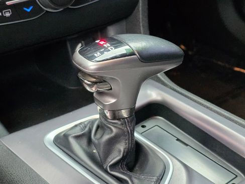 Used 2020 Dodge Charger GT RWD image 31