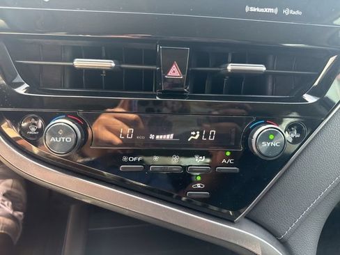 Used 2024 Toyota Camry XLE FWD image 16