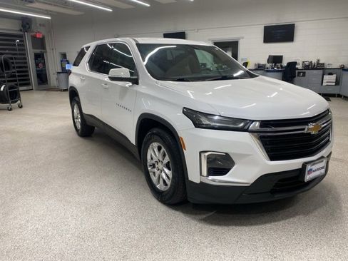 Certified 2022 Chevrolet Traverse LS image 3
