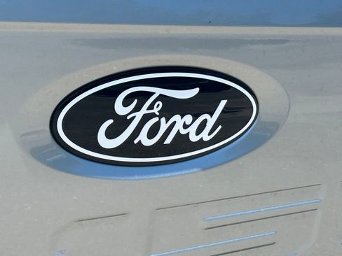 Used 2024 Ford F150 XLT w/ Bed Utility Package RWD image 24