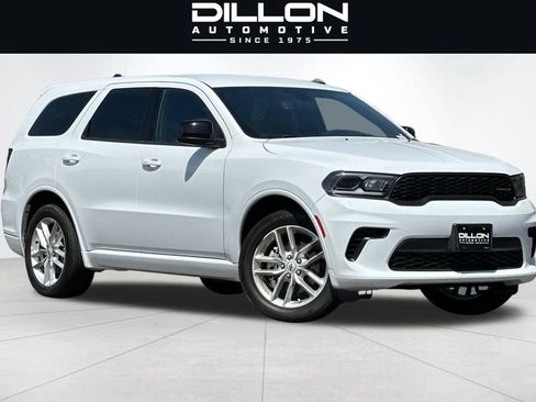 Used 2025 Dodge Durango GT AWD/4WD image 2