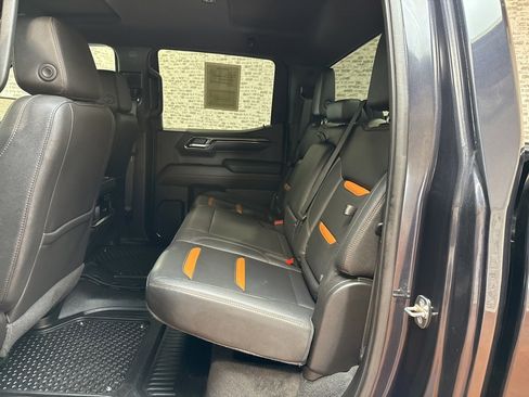 Used 2022 GMC Sierra 1500 AT4 w/ Technology Package image 13