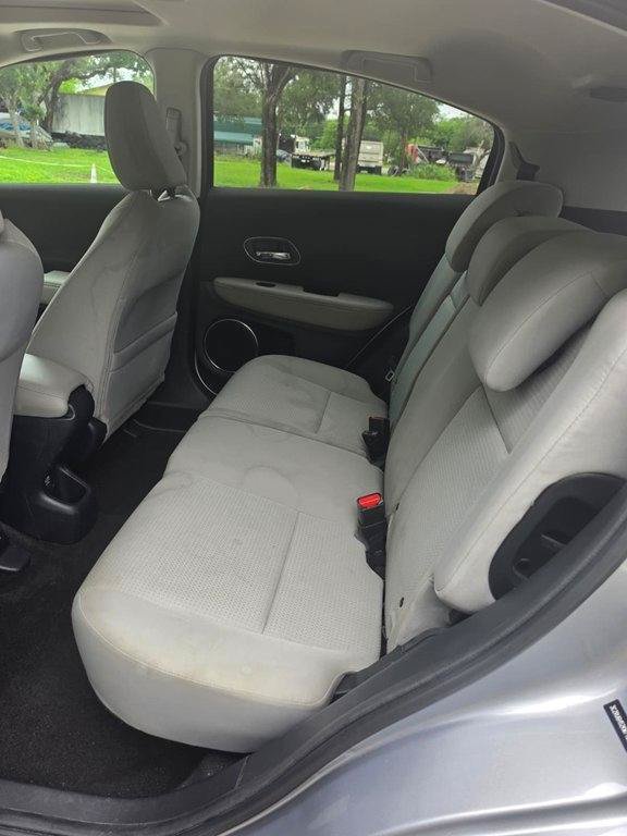 Used 2019 Honda HR-V EX image 9
