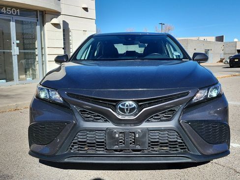 Used 2024 Toyota Camry SE image 2