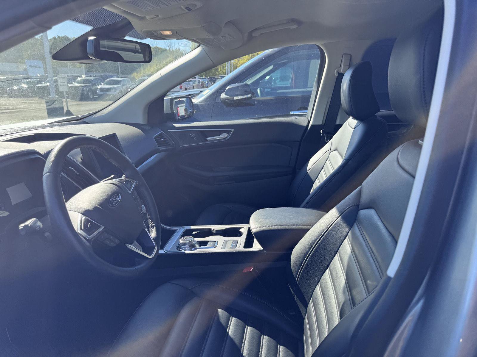 Used 2024 Ford Edge SEL AWD/4WD image 10