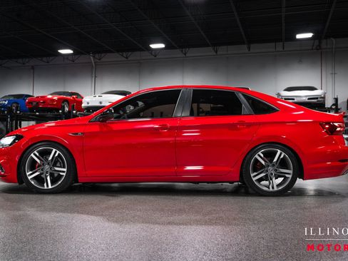 Used 2021 Volkswagen Jetta R-Line FWD image 2