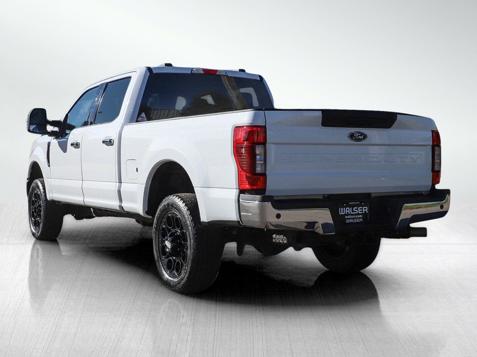 Used 2021 Ford F250 XLT w/ XLT Value Package AWD/4WD image 3