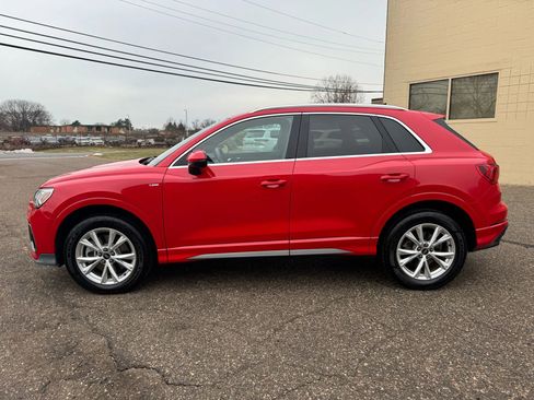 Used 2024 Audi Q3 2.0T Premium image 5