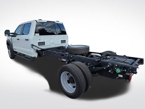 New 2025 Ford F550 4x4 Crew Cab Super Duty image 5