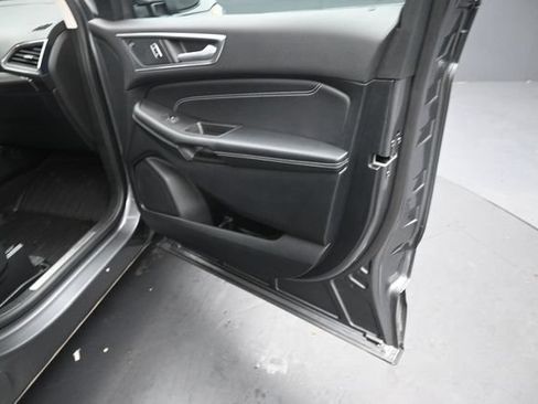 Certified 2024 Ford Edge Titanium AWD/4WD image 32