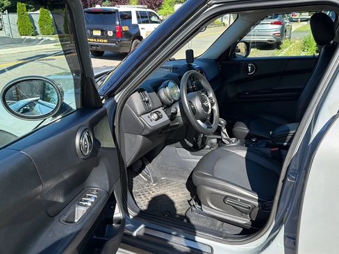 Used 2019 MINI Cooper Countryman ALL4 AWD/4WD image 23