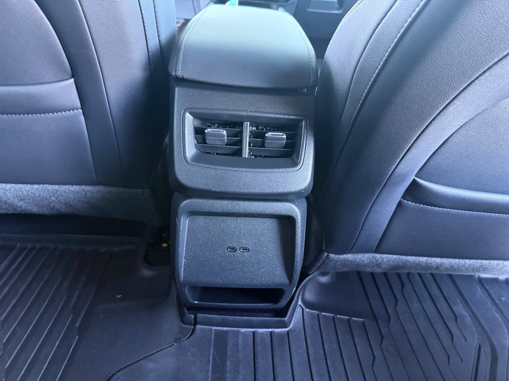 Used 2024 Chevrolet Equinox EV LT AWD/4WD image 19