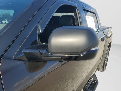 Used 2025 Toyota Tundra Limited image 11