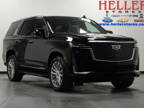 Used 2021 Cadillac Escalade Premium Luxury image 1