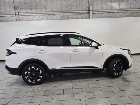 Used 2024 Kia Sportage SX image 19