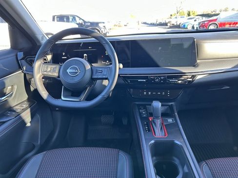 New 2025 Nissan Kicks SR w/ Illumination Package image 22