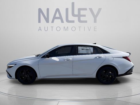 New 2026 Hyundai Elantra SEL Sport FWD image 2