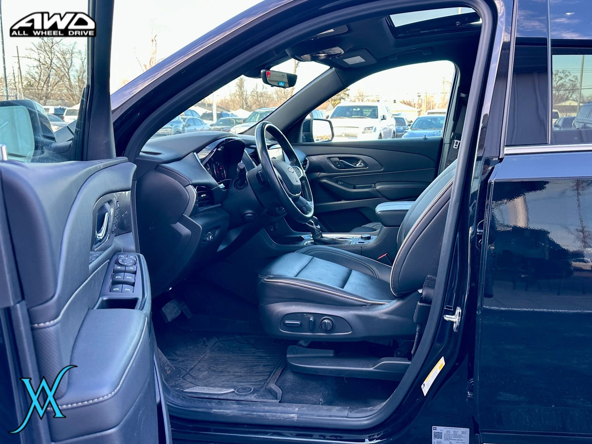 Used 2022 Chevrolet Traverse Premier w/ LPO, Floor Liner Package AWD/4WD image 14