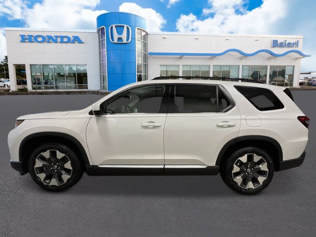 New 2026 Honda Pilot Touring image 2