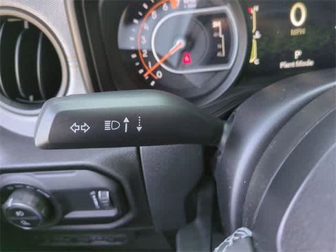 New 2025 Jeep Gladiator Sport image 26