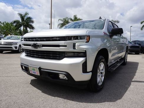 Used 2021 Chevrolet Silverado 1500 RST w/ Z71 Off-Road Package AWD/4WD image 23