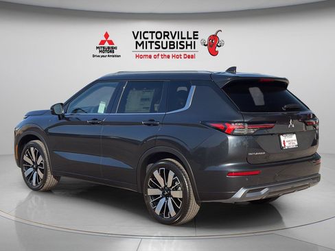 New 2026 Mitsubishi Outlander SEL FWD image 5
