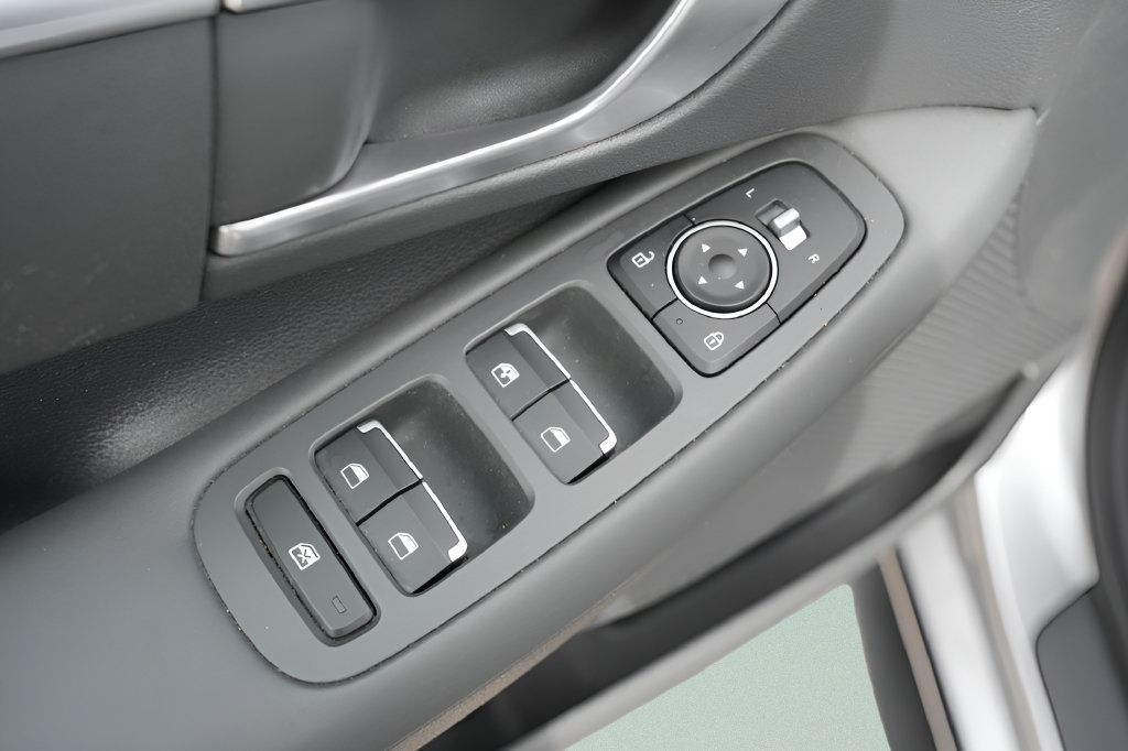 Certified 2022 Hyundai Sonata SE FWD image 18
