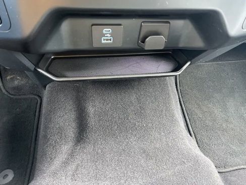 Used 2023 Ford F150 XLT w/ XTR Package image 46