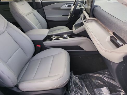 New 2026 Ford Explorer Active image 28