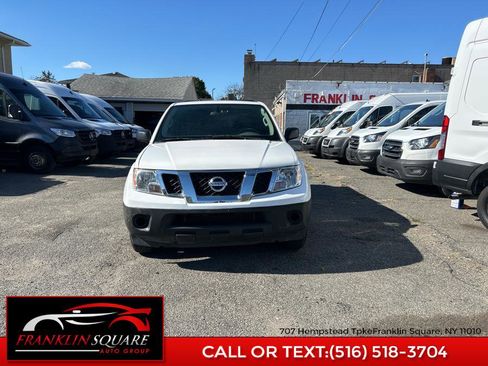Used 2012 Nissan Frontier S w/ S Preferred Pkg image 2