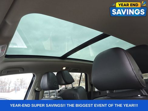 Used 2019 Volkswagen Atlas SEL Premium image 12