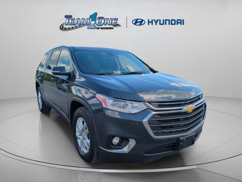 Used 2019 Chevrolet Traverse LT w/ LPO, Floor Liner Package AWD/4WD image 1