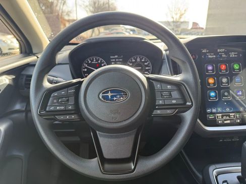 Used 2025 Subaru Crosstrek 2.0i Premium w/ Crosstrek Mirror Package image 9