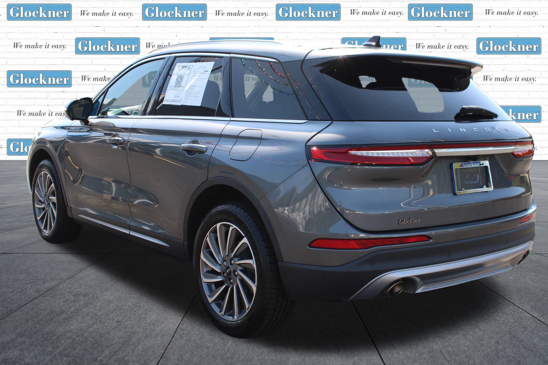 Used 2023 Lincoln Corsair Reserve w/ Equipment Group 201A AWD/4WD image 8