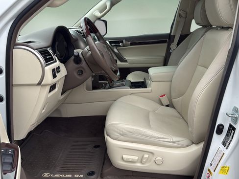 Used 2018 Lexus GX 460 Premium AWD/4WD image 11