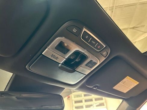 Used 2022 Kia Telluride SX w/ Nightfall Edition Package image 32