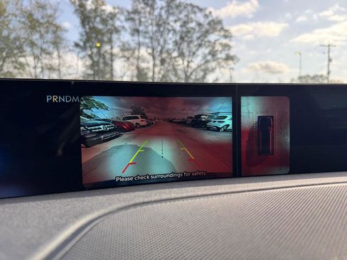 Used 2025 Lincoln Navigator Reserve w/ Jet Appearance Package image 14