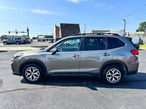 Used 2021 Subaru Forester Premium w/ Popular Package #1 AWD/4WD image 4
