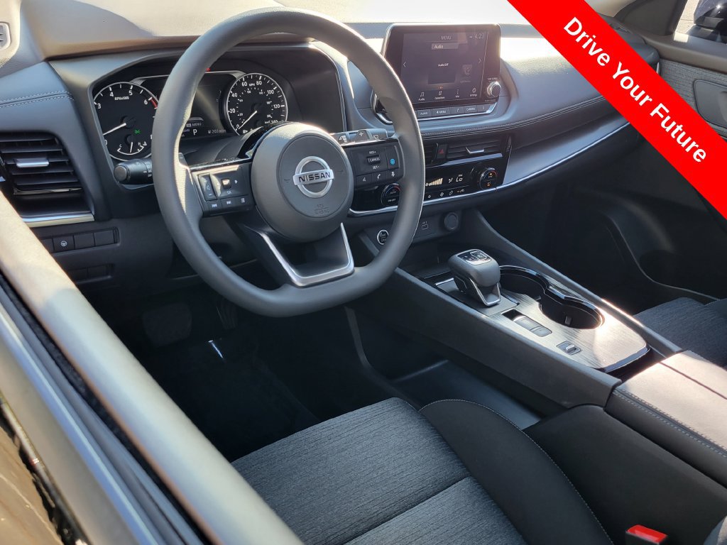 Used 2021 Nissan Rogue SV FWD image 5