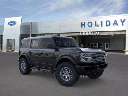 New 2025 Ford Bronco Badlands image 7