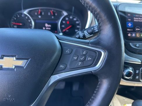 Used 2022 Chevrolet Equinox Premier AWD/4WD image 13
