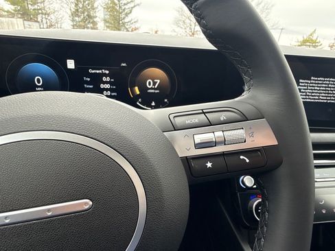 New 2026 Hyundai Tucson SEL image 16